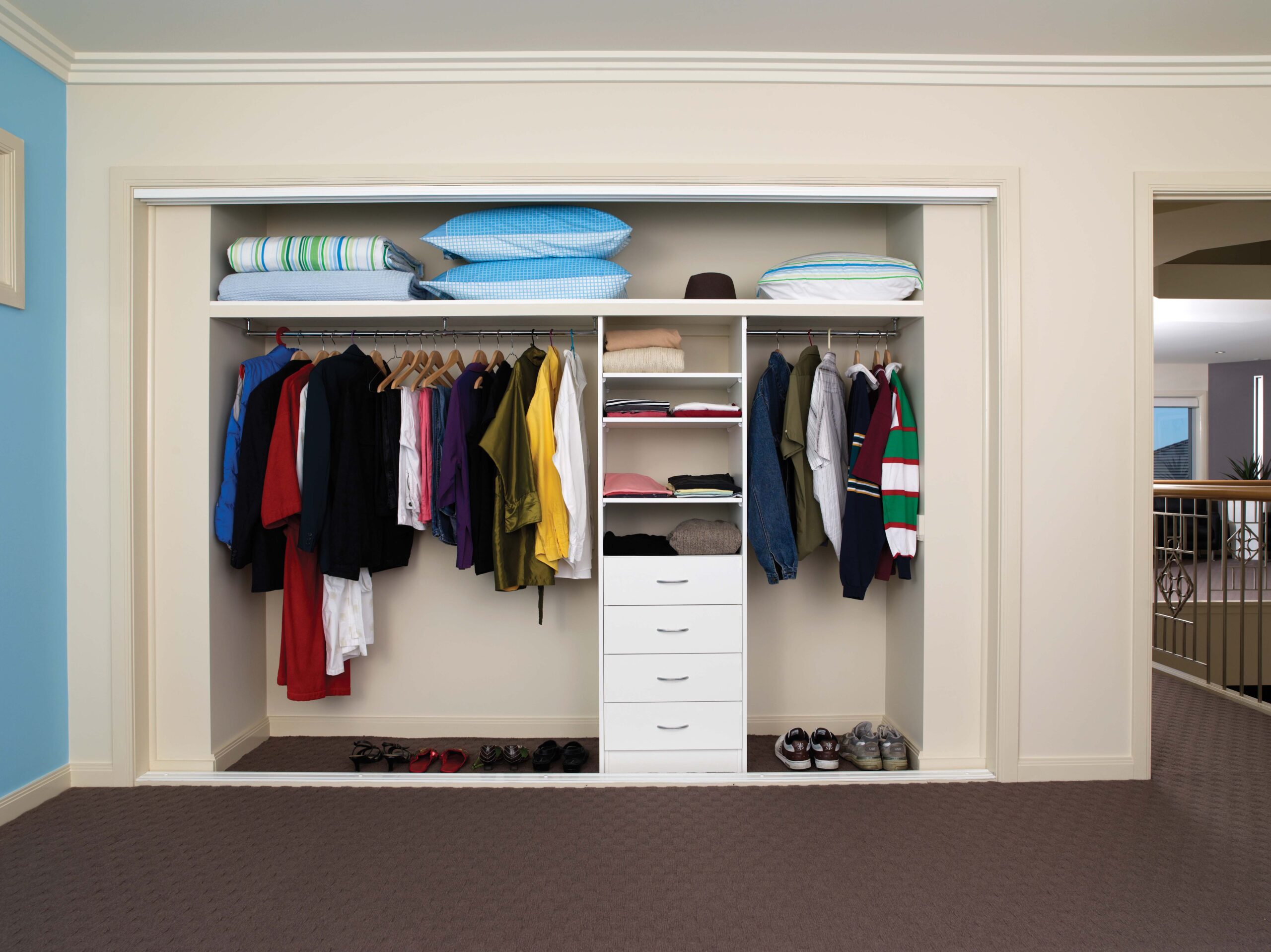 Corinthian-products-doors-wardrobes-quickslide-insitu-2-2-scaled